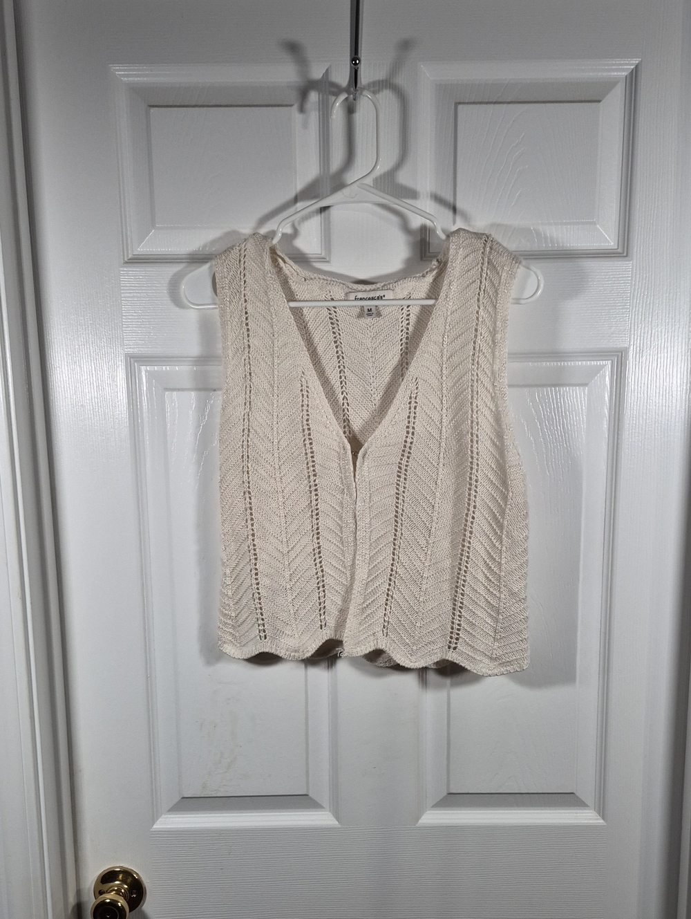 Francesca's Collections Cream Open-Weave V-Neck Tank